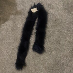 NWT Navy Faux Fur Scarf